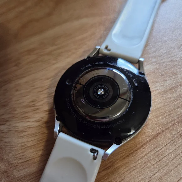 Samsung Smartwatch with Floral Strap - Cream
